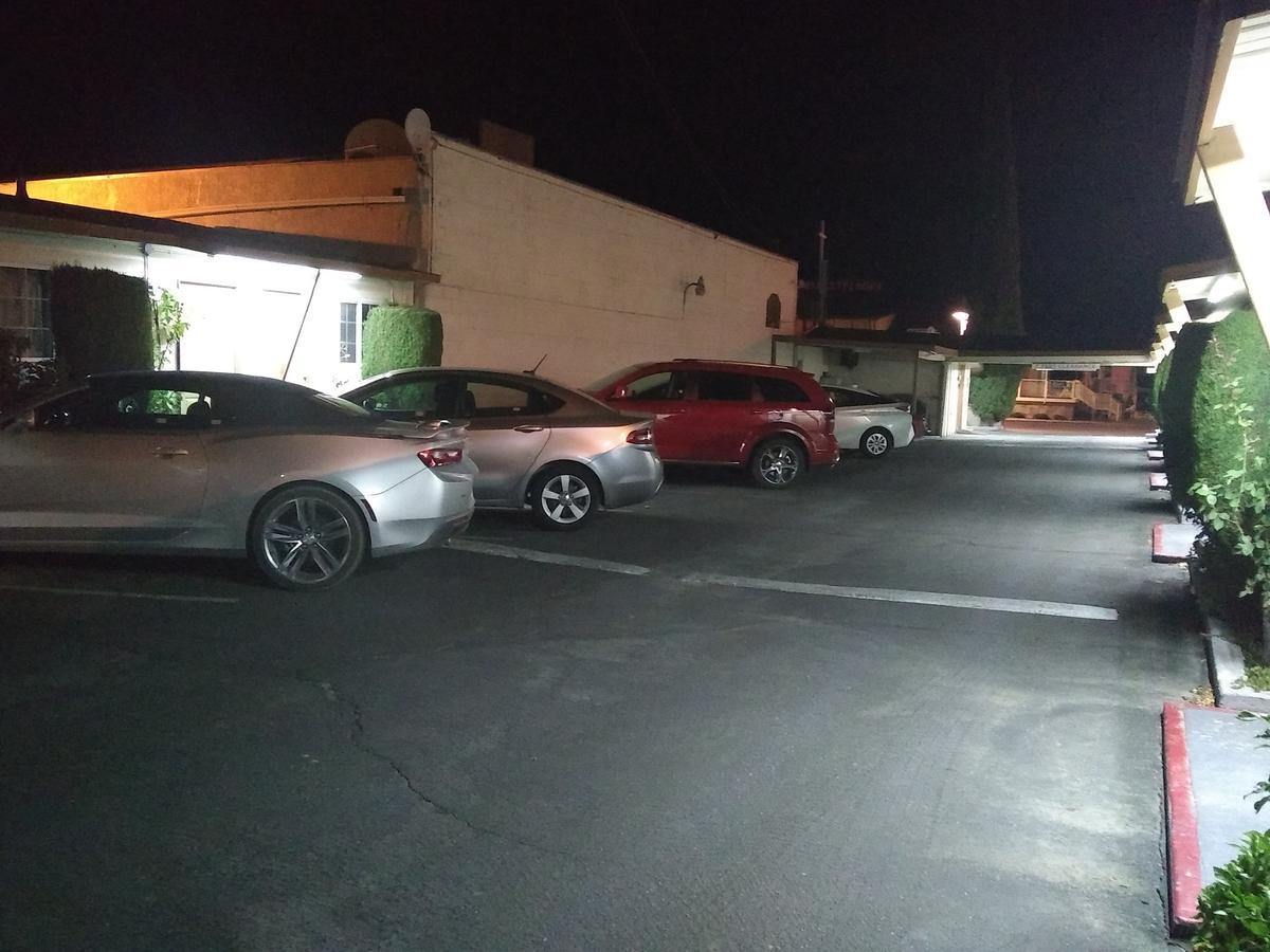 טהאצ'פי Santa Fe Motel מראה חיצוני תמונה