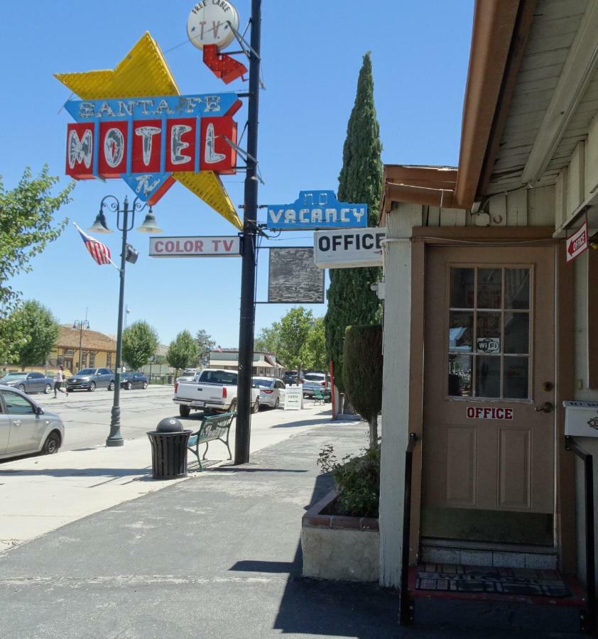 טהאצ'פי Santa Fe Motel מראה חיצוני תמונה